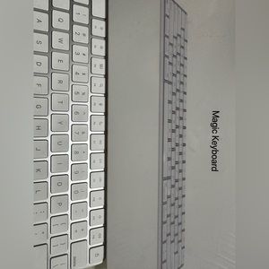 Apple Magic Keyboard